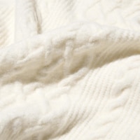 https://image.uniqlo.com/UQ/ST3/us/imagesgoods/473330/feature/usgoods_473330_feature1.jpg