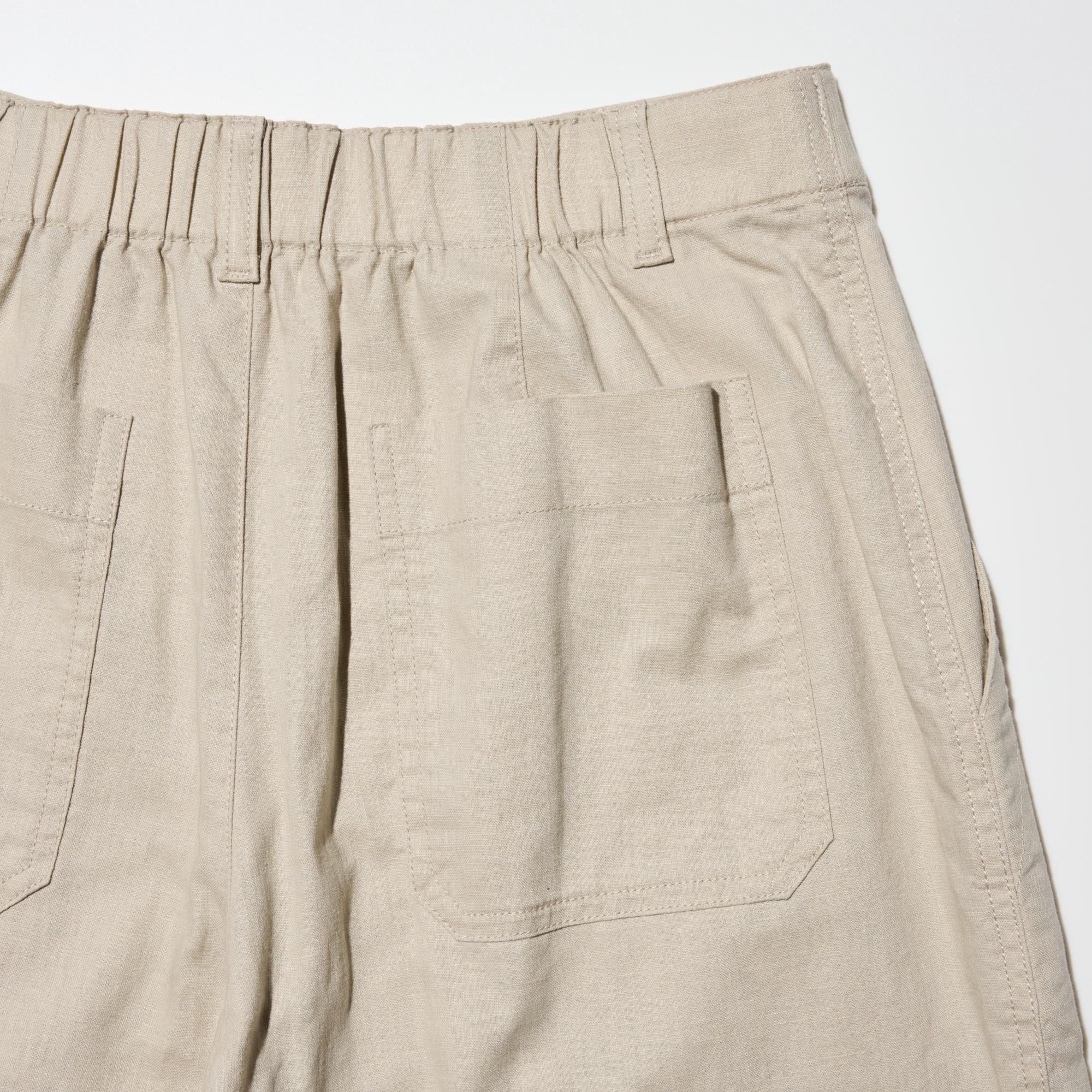 Patch pockets at the back with stitchwork for a casual look.