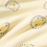https://image.uniqlo.com/UQ/ST3/us/imagesgoods/473857/feature/usgoods_473857_feature1.jpg