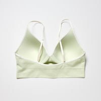 https://image.uniqlo.com/UQ/ST3/us/imagesgoods/473919/feature/usgoods_473919_feature2.jpg