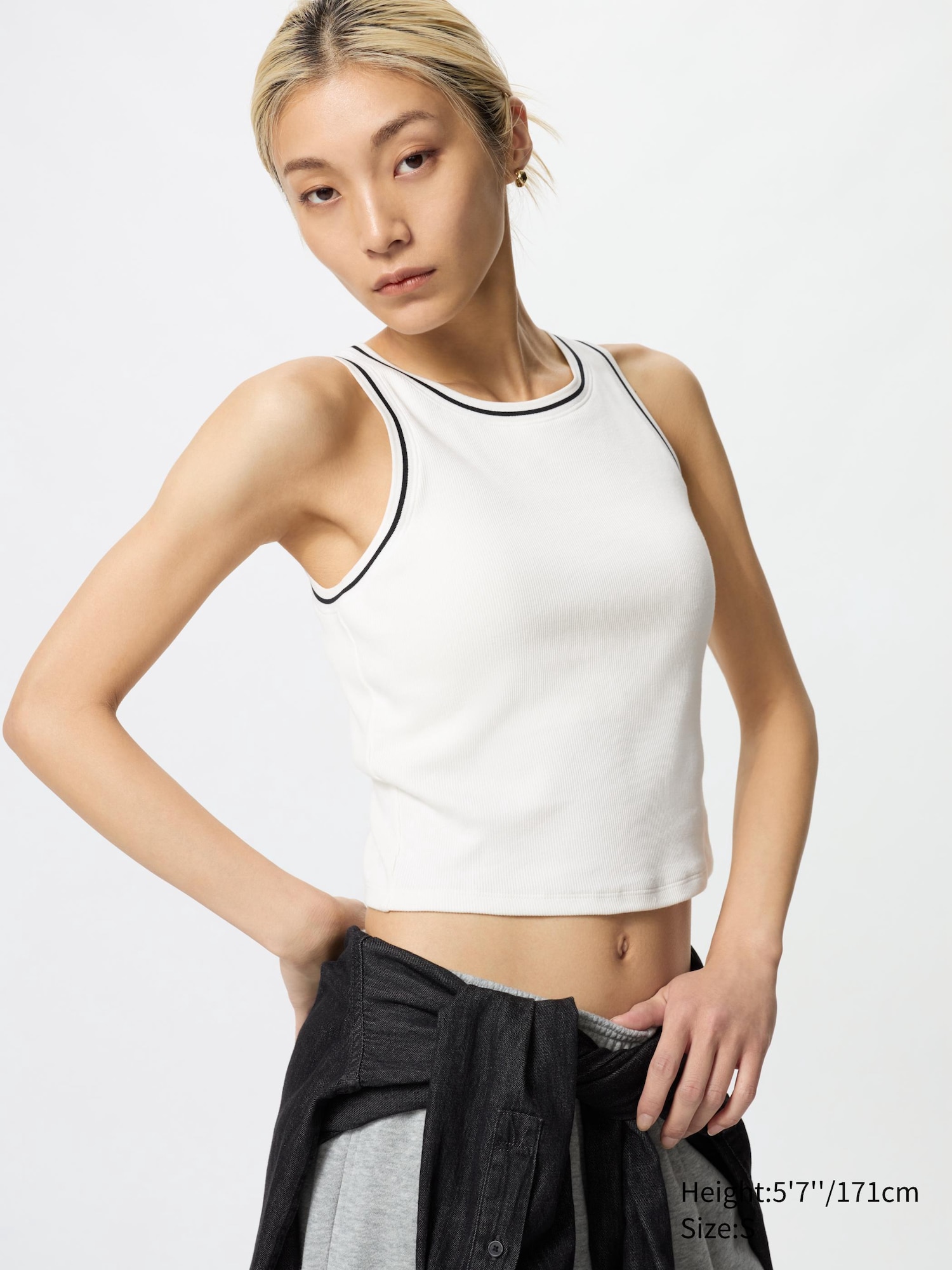 トップス lu. Narrow Bratop Front/ White Not all bra tops are built the same! Tap in to find the one