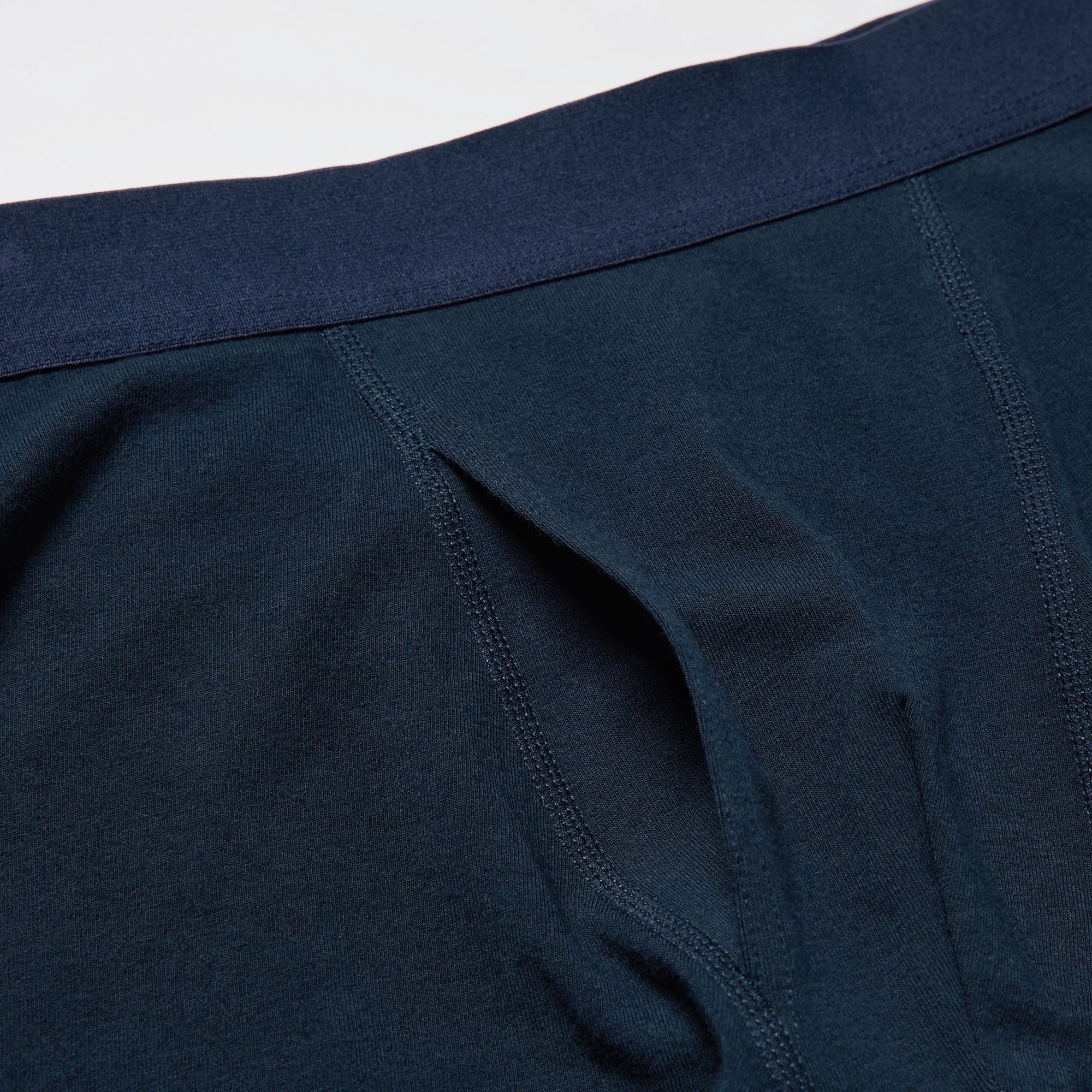 Front fly design. Regular waist for a secure fit.