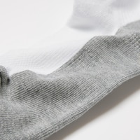 https://image.uniqlo.com/UQ/ST3/us/imagesgoods/474853/feature/usgoods_474853_feature1.jpg