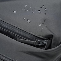https://image.uniqlo.com/UQ/ST3/us/imagesgoods/475154/feature/usgoods_475154_feature2.jpg