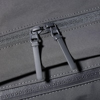 https://image.uniqlo.com/UQ/ST3/us/imagesgoods/475154/feature/usgoods_475154_feature9.jpg