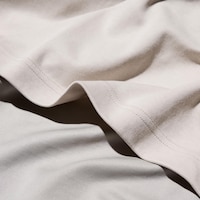 https://image.uniqlo.com/UQ/ST3/us/imagesgoods/475355/feature/usgoods_475355_feature1.jpg