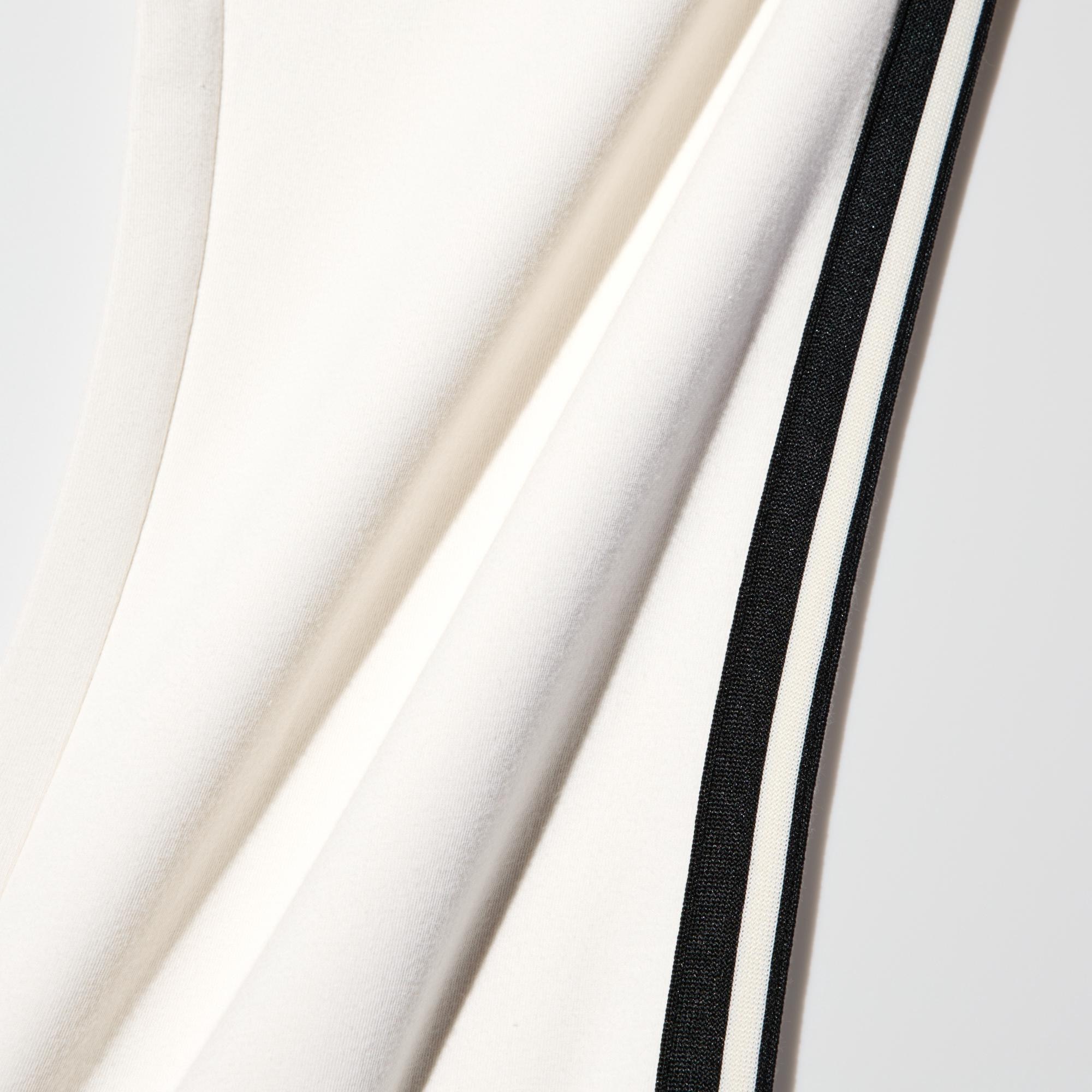 Ultra Stretch fabric for easy movement.