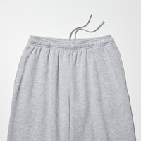 https://image.uniqlo.com/UQ/ST3/us/imagesgoods/476108/feature/usgoods_476108_feature1.jpg