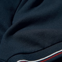 https://image.uniqlo.com/UQ/ST3/us/imagesgoods/476227/feature/usgoods_476227_feature1.jpg