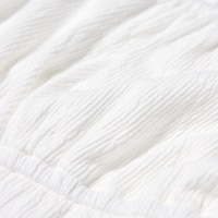 https://image.uniqlo.com/UQ/ST3/us/imagesgoods/476600/feature/usgoods_476600_feature1.jpg