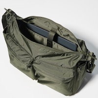 https://image.uniqlo.com/UQ/ST3/us/imagesgoods/476764/feature/usgoods_476764_feature2.jpg