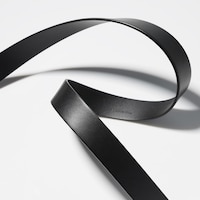 https://image.uniqlo.com/UQ/ST3/us/imagesgoods/476854/feature/usgoods_476854_feature8.jpg
