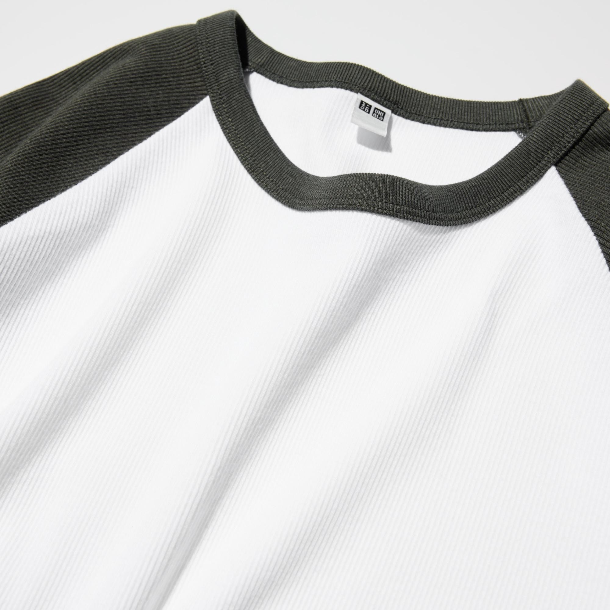 Soft cotton-blend ribbed fabric with a premium feel.