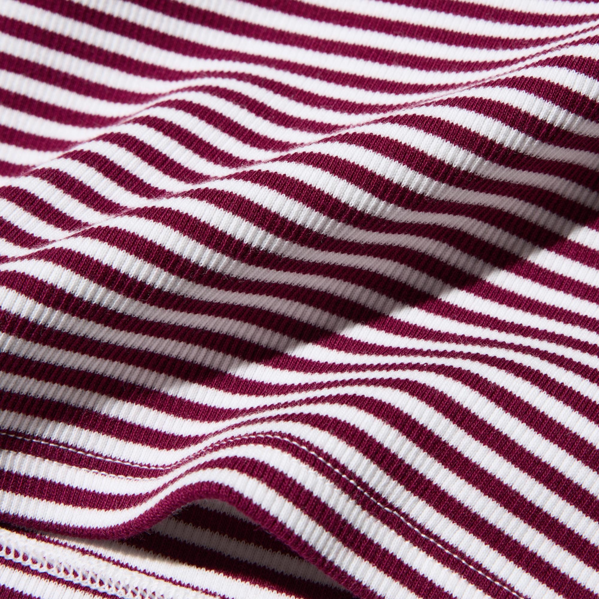 Versatile ribbed fabric with a casual look.