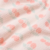 https://image.uniqlo.com/UQ/ST3/us/imagesgoods/477326001/feature/usgoods_477326001_feature1.jpg
