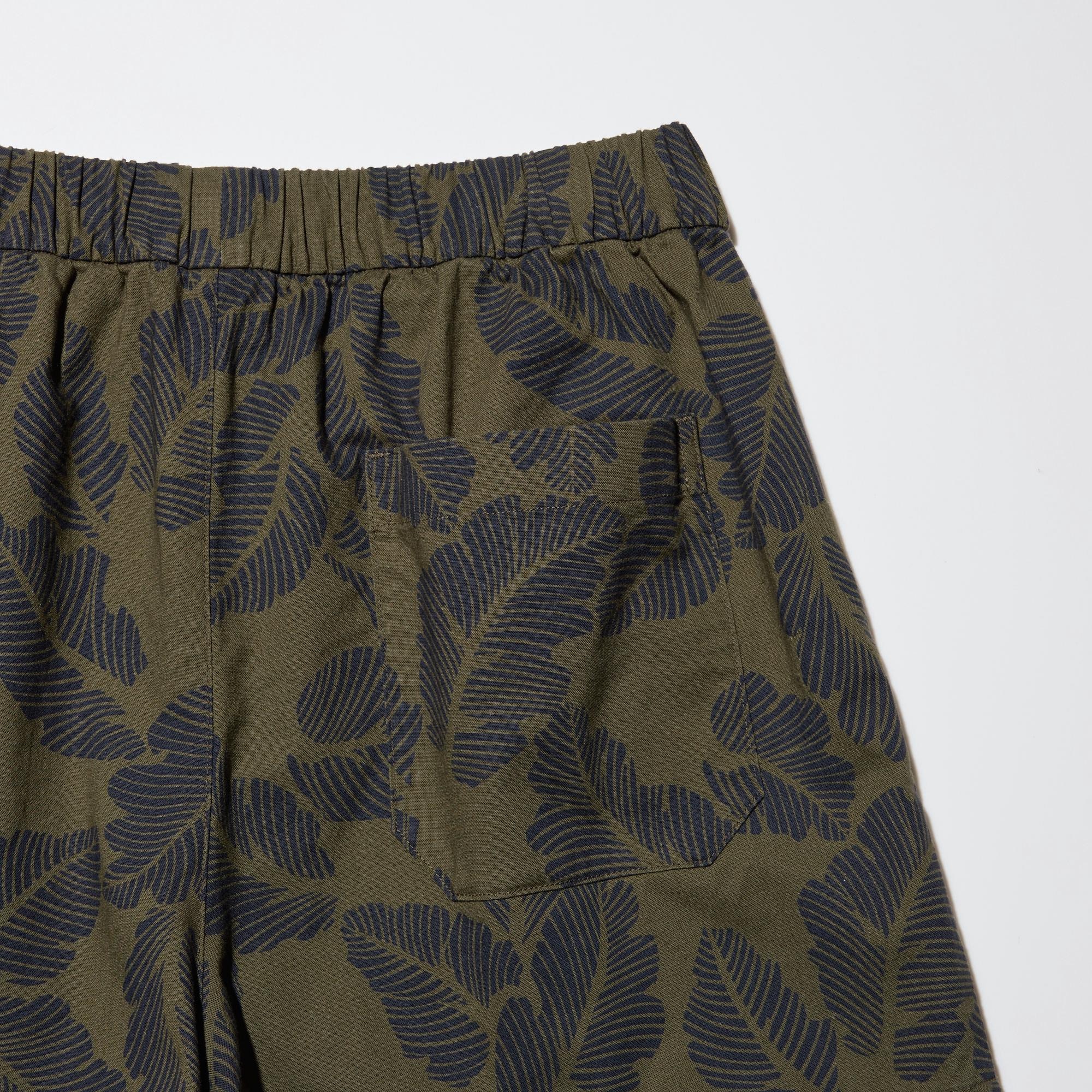 Pockets on both sides and at the back.