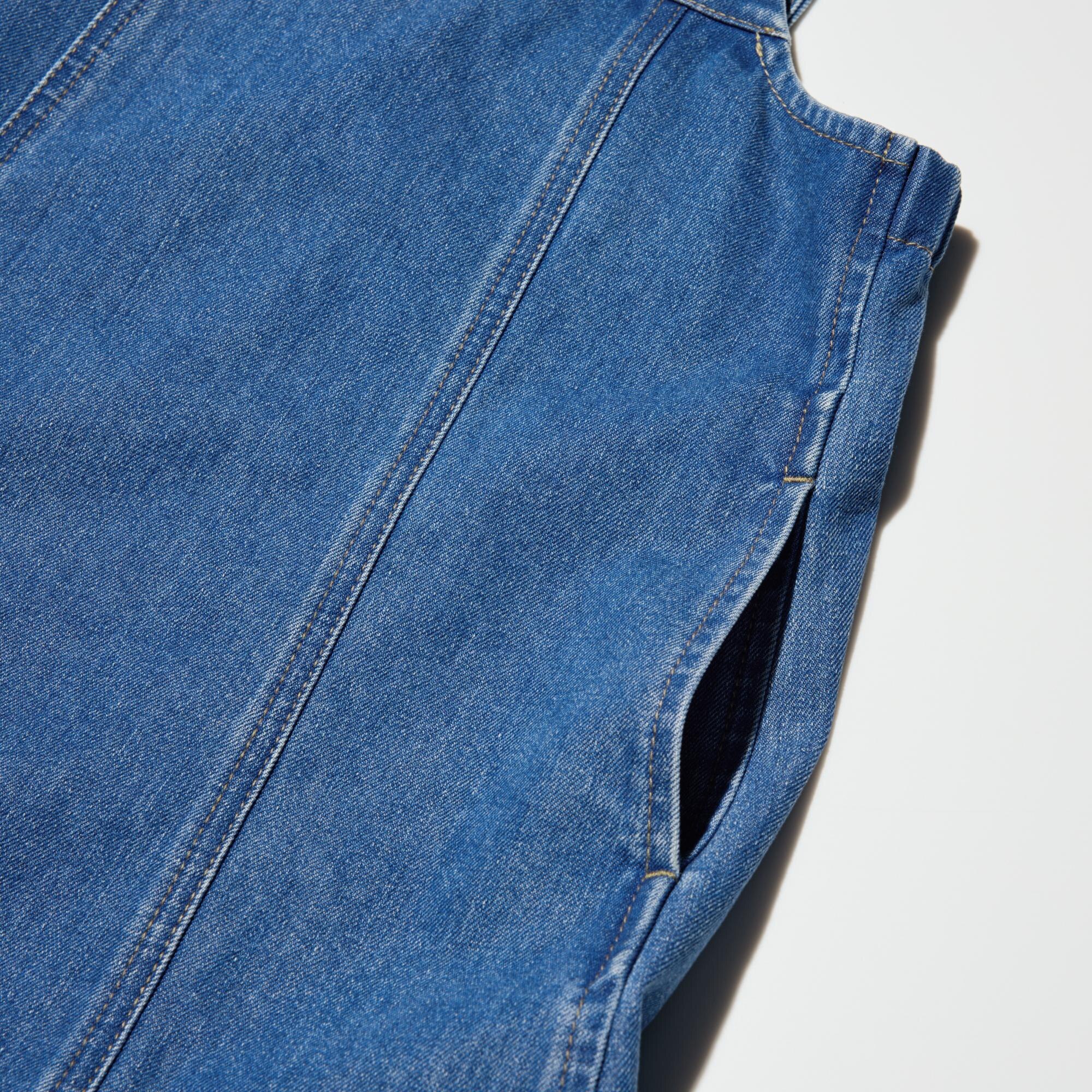 Pockets on both sides.