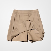 https://image.uniqlo.com/UQ/ST3/us/imagesgoods/478212/feature/usgoods_478212_feature1.jpg