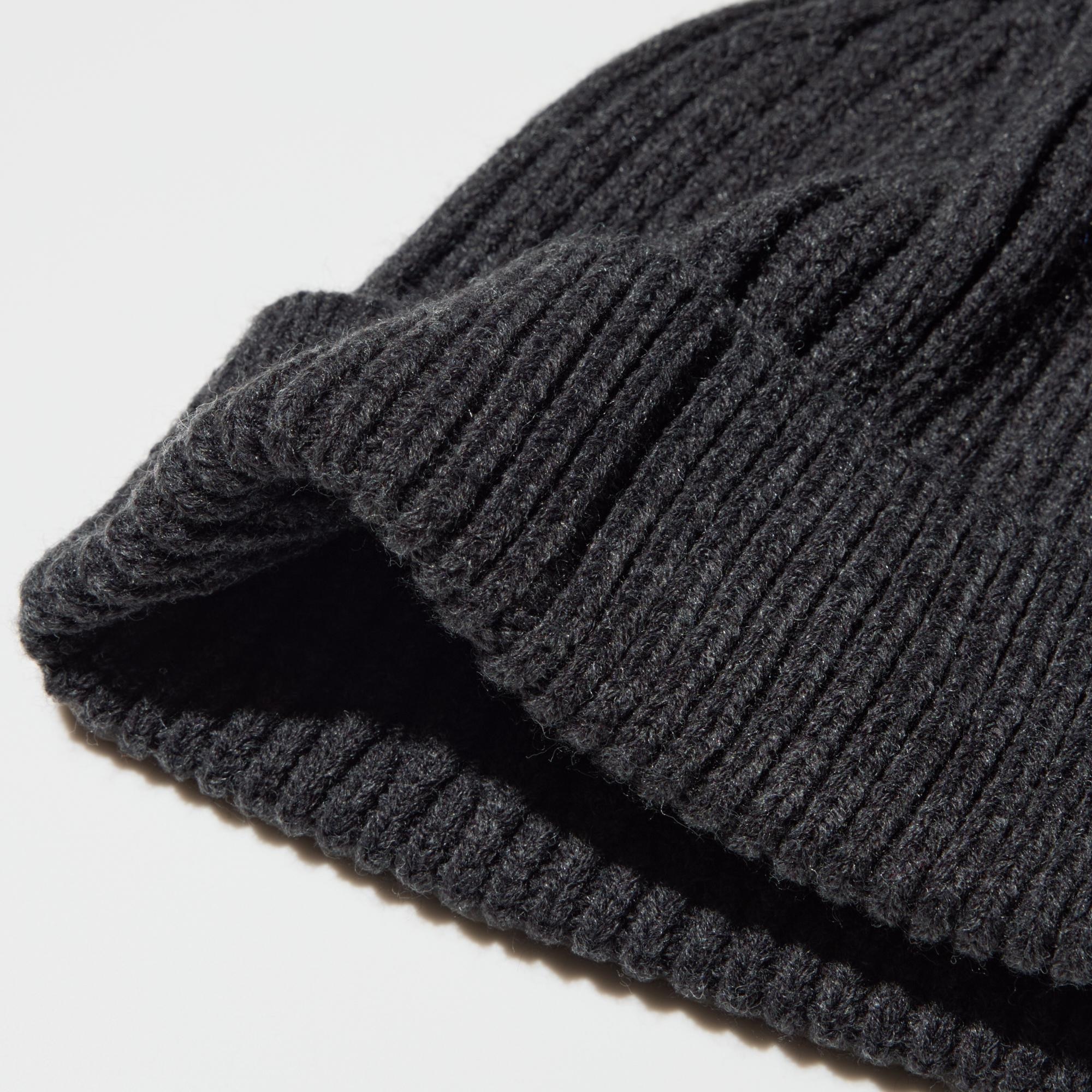 Classic ribbed knit, now with narrower ribbing on the cuff for a more contouring, comfortable fit.
