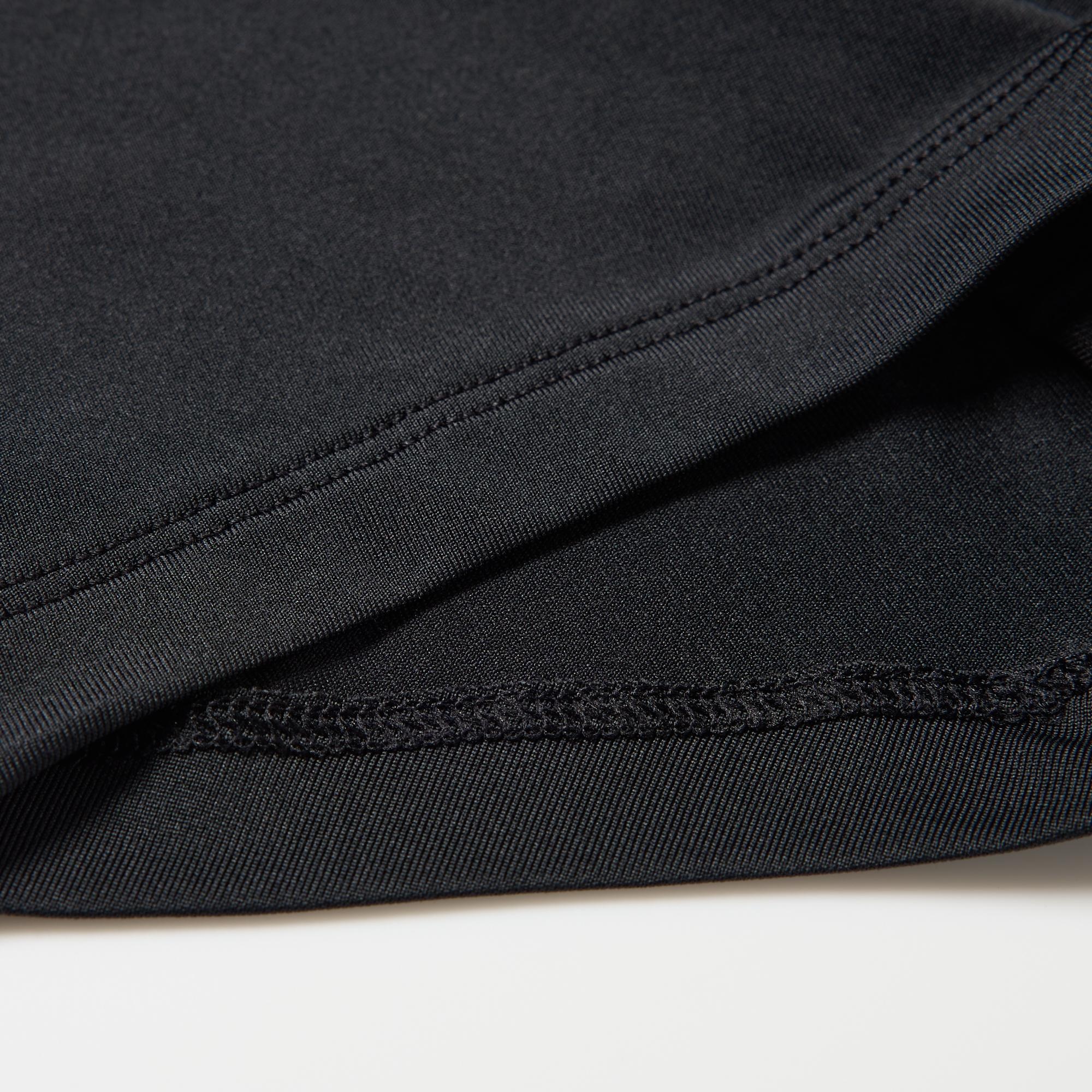 Flat seams for reduced skin contact.