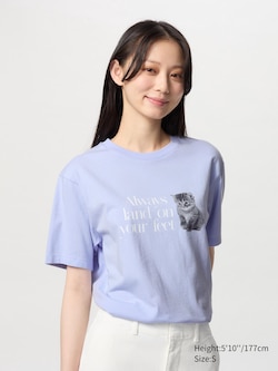 CAT PHOTOGRAPHS UT Graphic T-Shirt