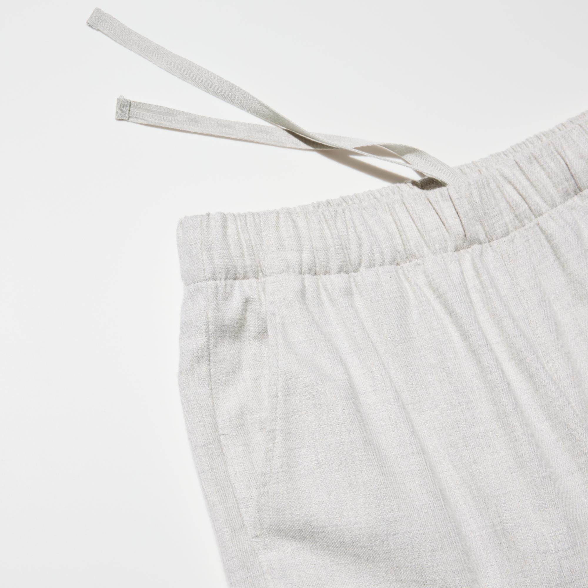 Comfortable elastic waist with an inner drawstring for easy adjustment.