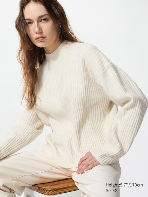 Свитер с имитацией шеи из пряжи Uniqlo Souffle Yarn off white