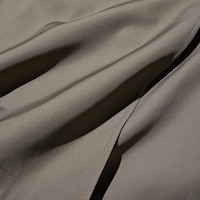 https://image.uniqlo.com/UQ/ST3/us/imagesgoods/479223/feature/usgoods_479223_feature1.jpg
