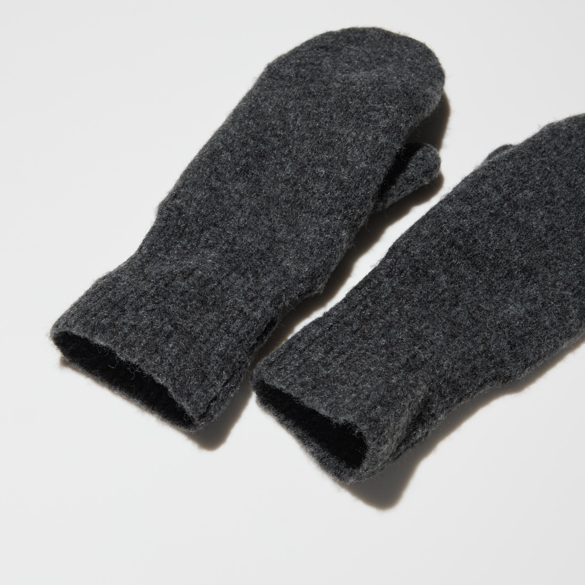 Long ribbed cuffs can be folded at the wrists.