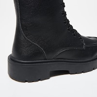 https://image.uniqlo.com/UQ/ST3/us/imagesgoods/479252/feature/usgoods_479252_feature1.jpg