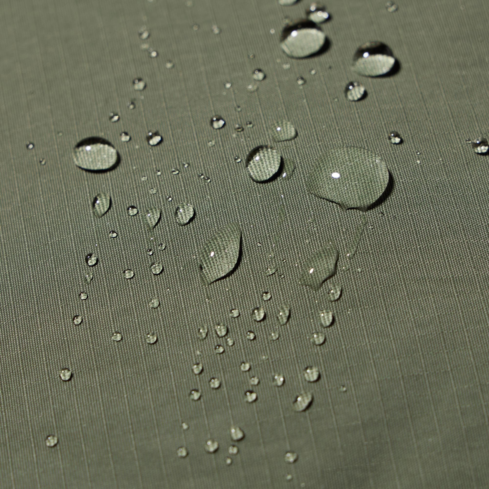 Water-repellent finish protects against light rain. *The finish is not permanent.