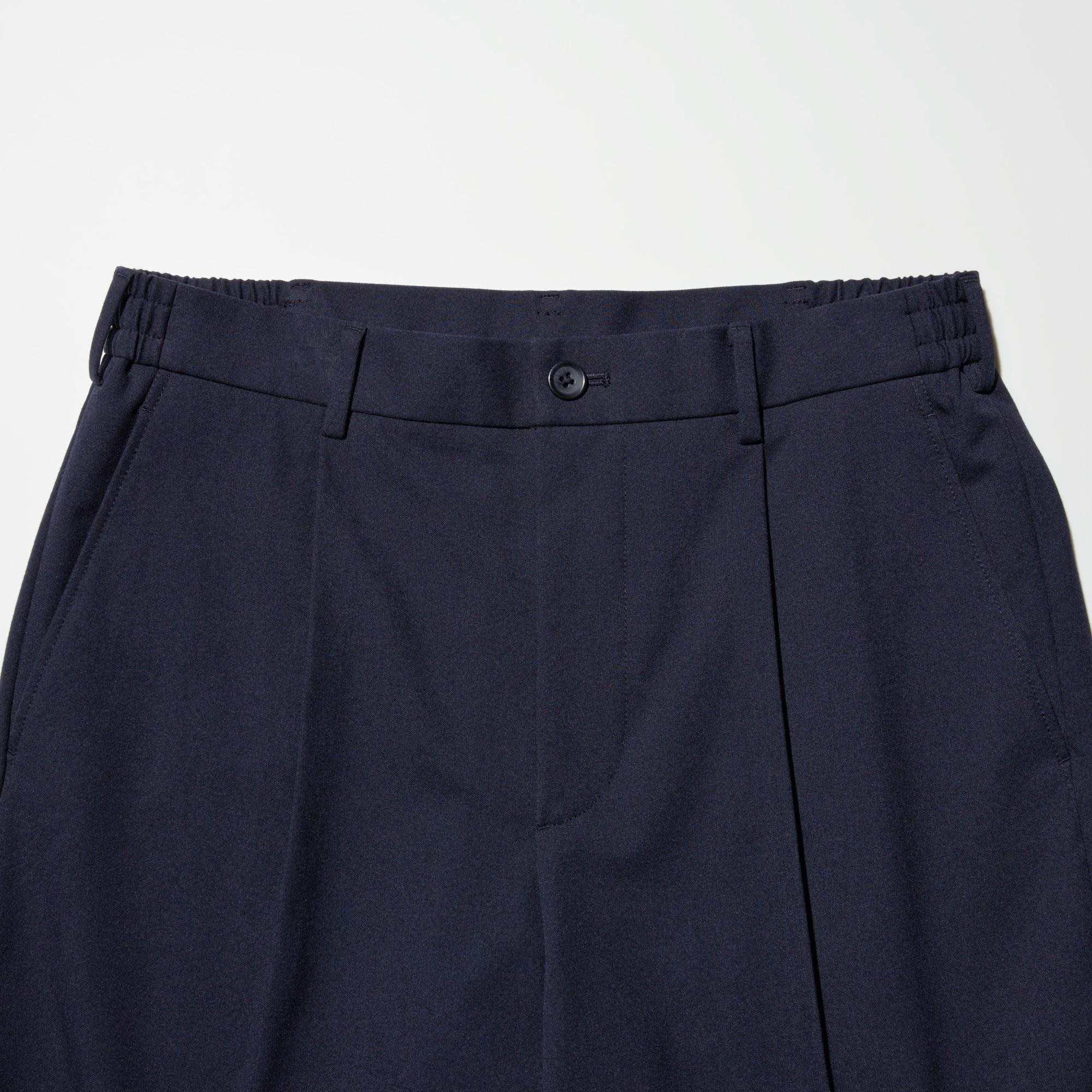 Comfortable elastic waist.