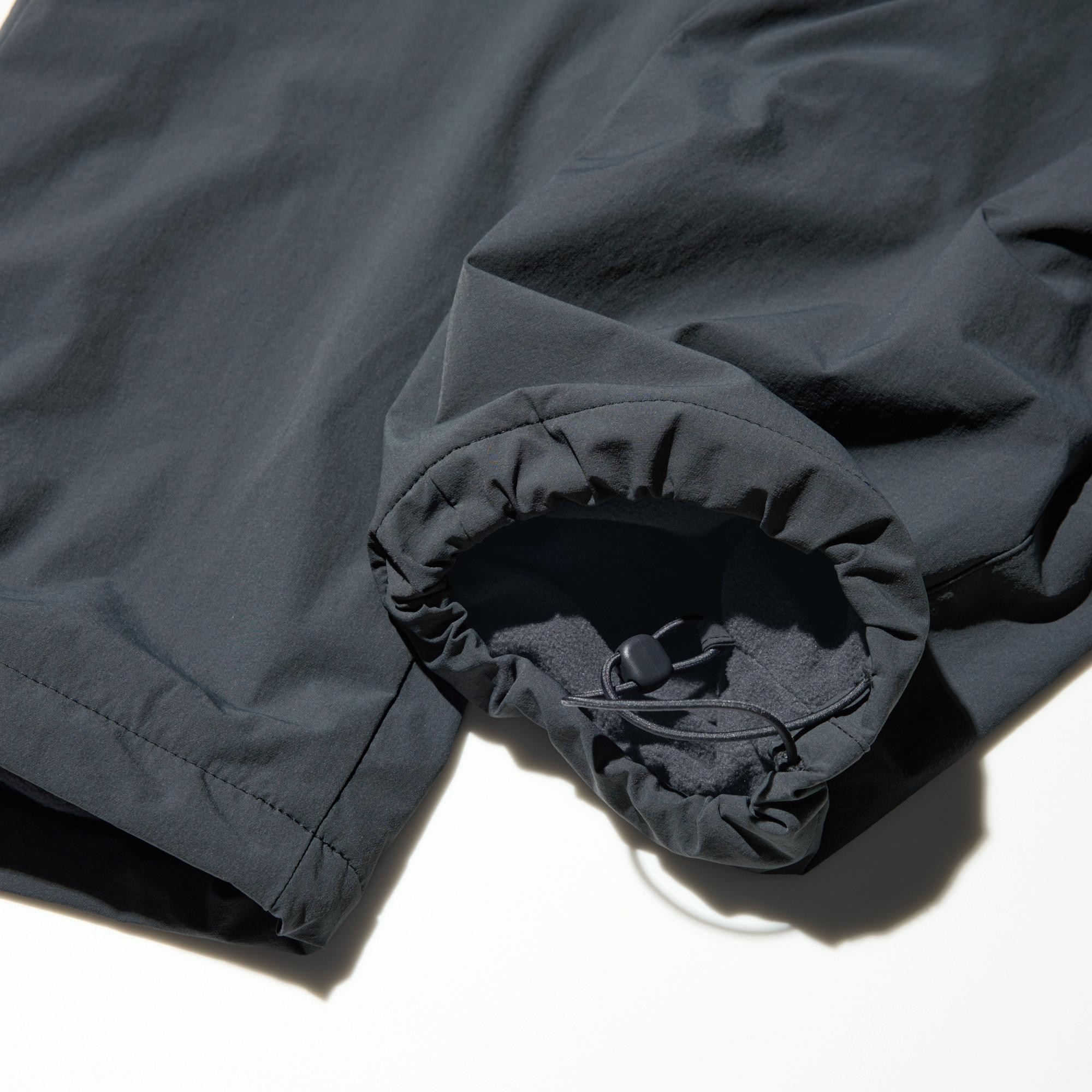 Drawstring hems to adjust the silhouette and keep cold air out.