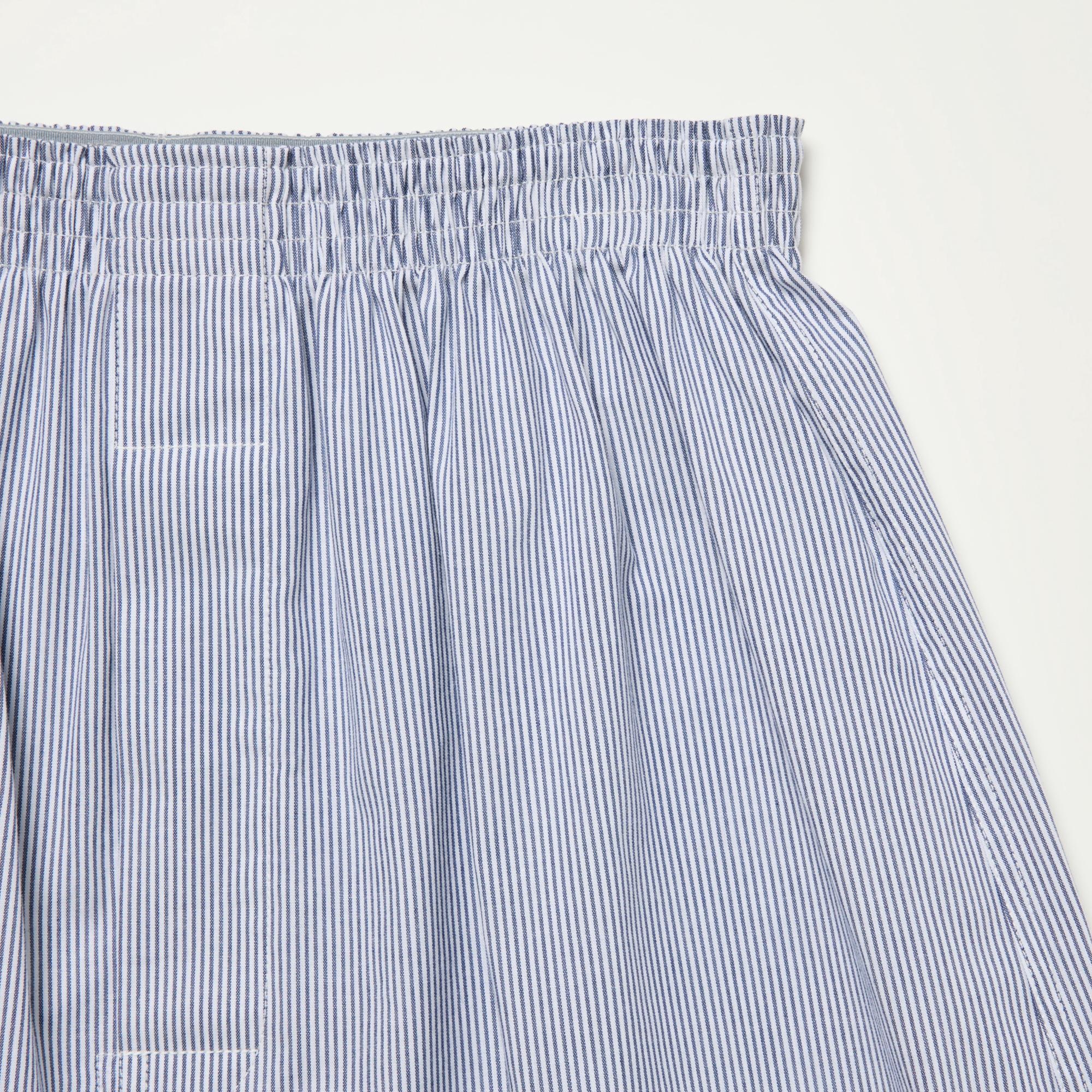 Moderately fitted at the waist for all-day comfort.