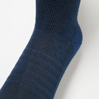 https://image.uniqlo.com/UQ/ST3/us/imagesgoods/479546/feature/usgoods_479546_feature2.jpg