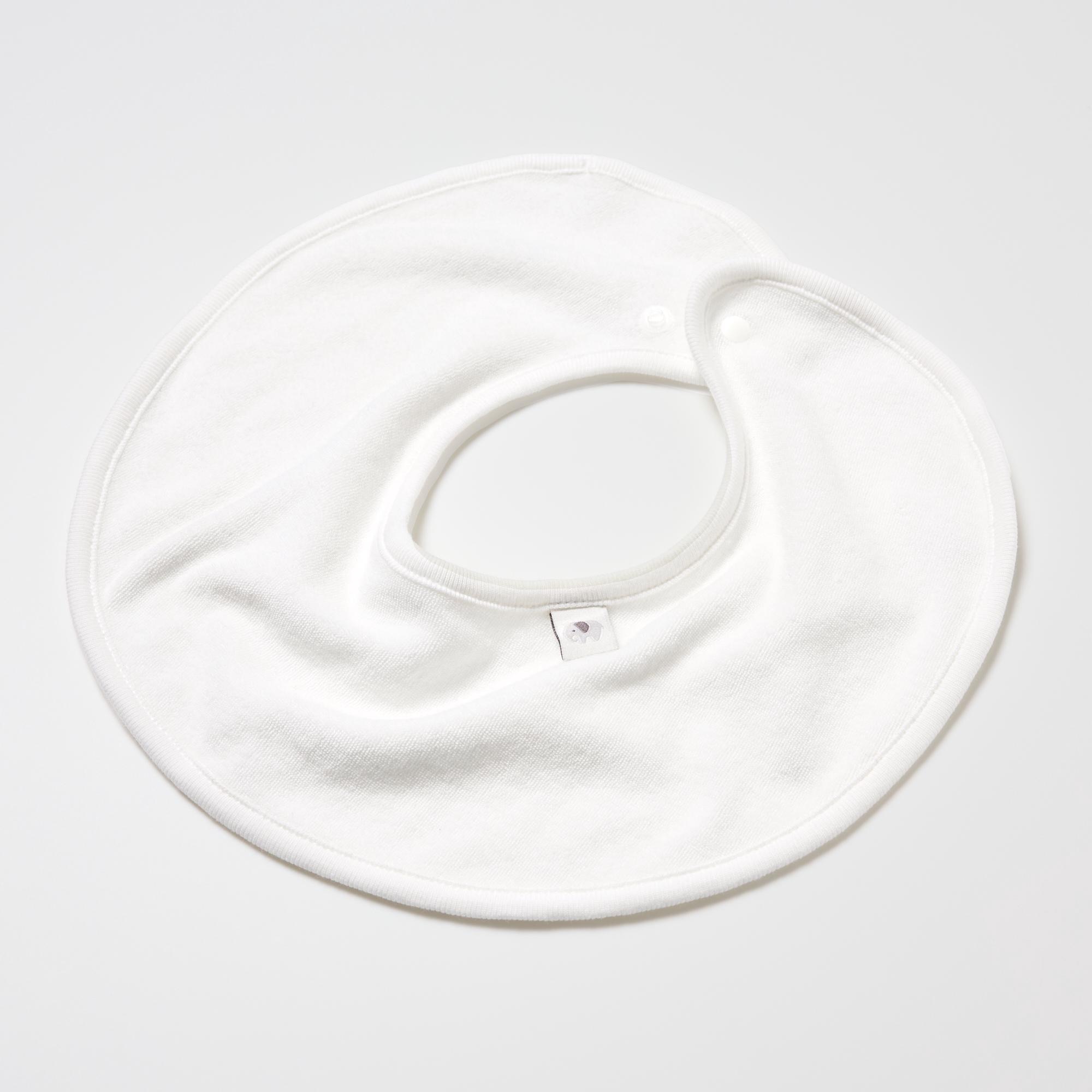 Round design makes it 360˚ rotatable. Simply rotate it to a clean spot when soiled.