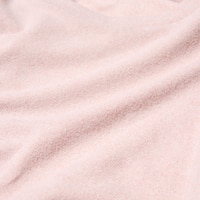 https://image.uniqlo.com/UQ/ST3/us/imagesgoods/479609/feature/usgoods_479609_feature1.jpg