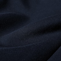 https://image.uniqlo.com/UQ/ST3/us/imagesgoods/479619/feature/usgoods_479619_feature1.jpg