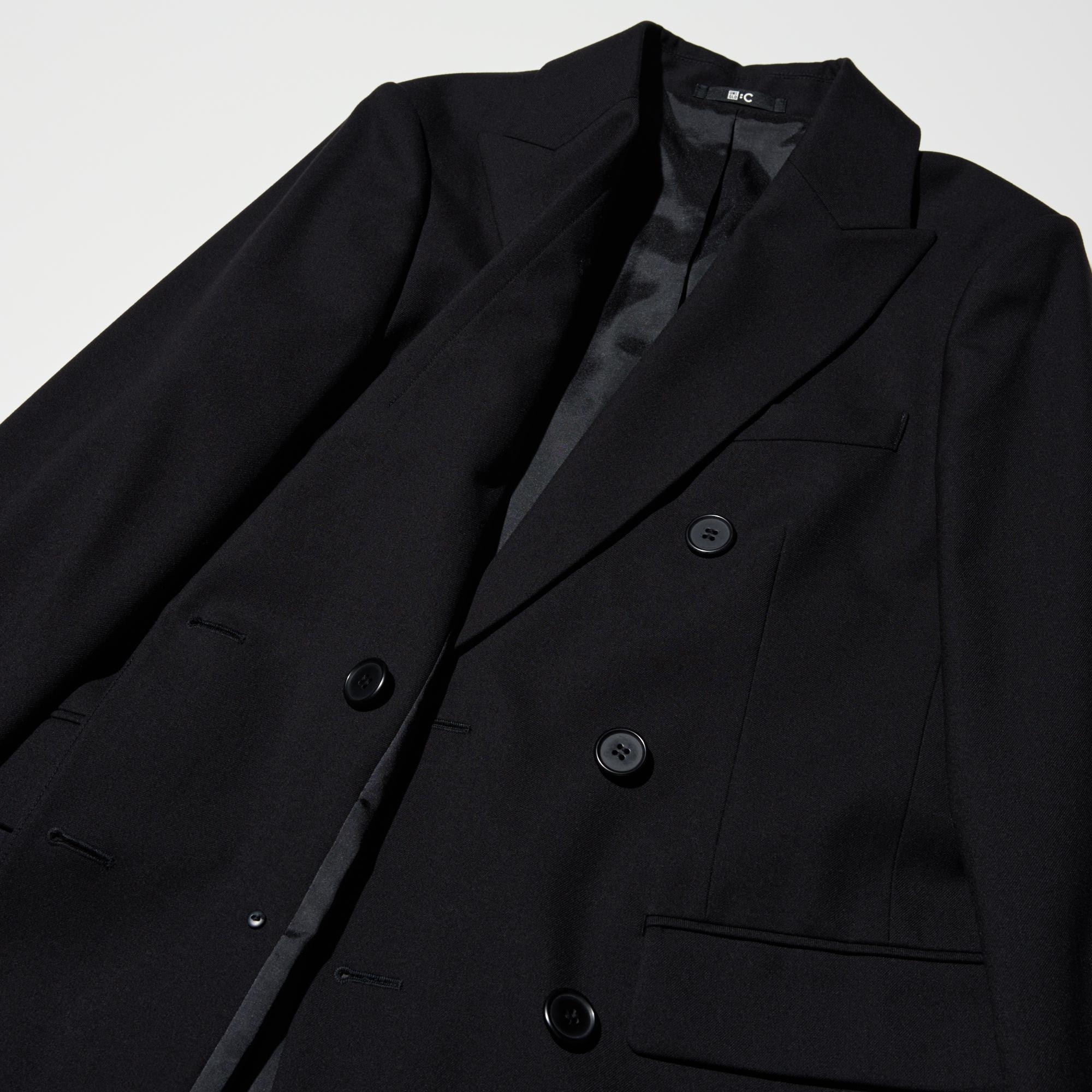 Unisex design with functional button holes on both sides.