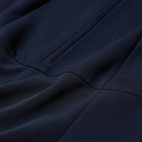 https://image.uniqlo.com/UQ/ST3/us/imagesgoods/479683/feature/usgoods_479683_feature1.jpg