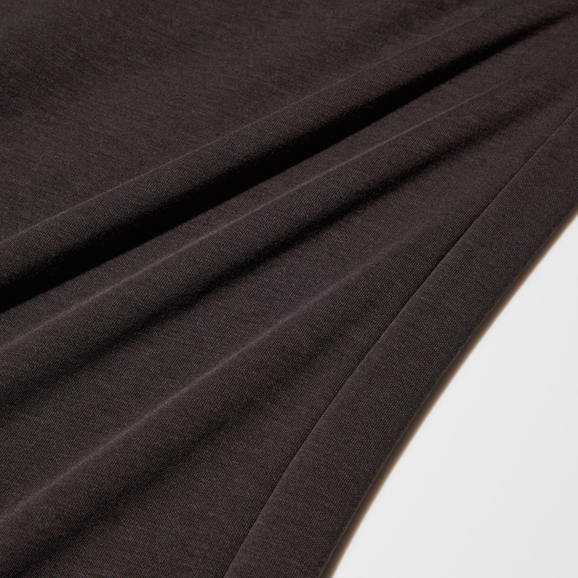 Comfortable stretch fabric for everyday situation.