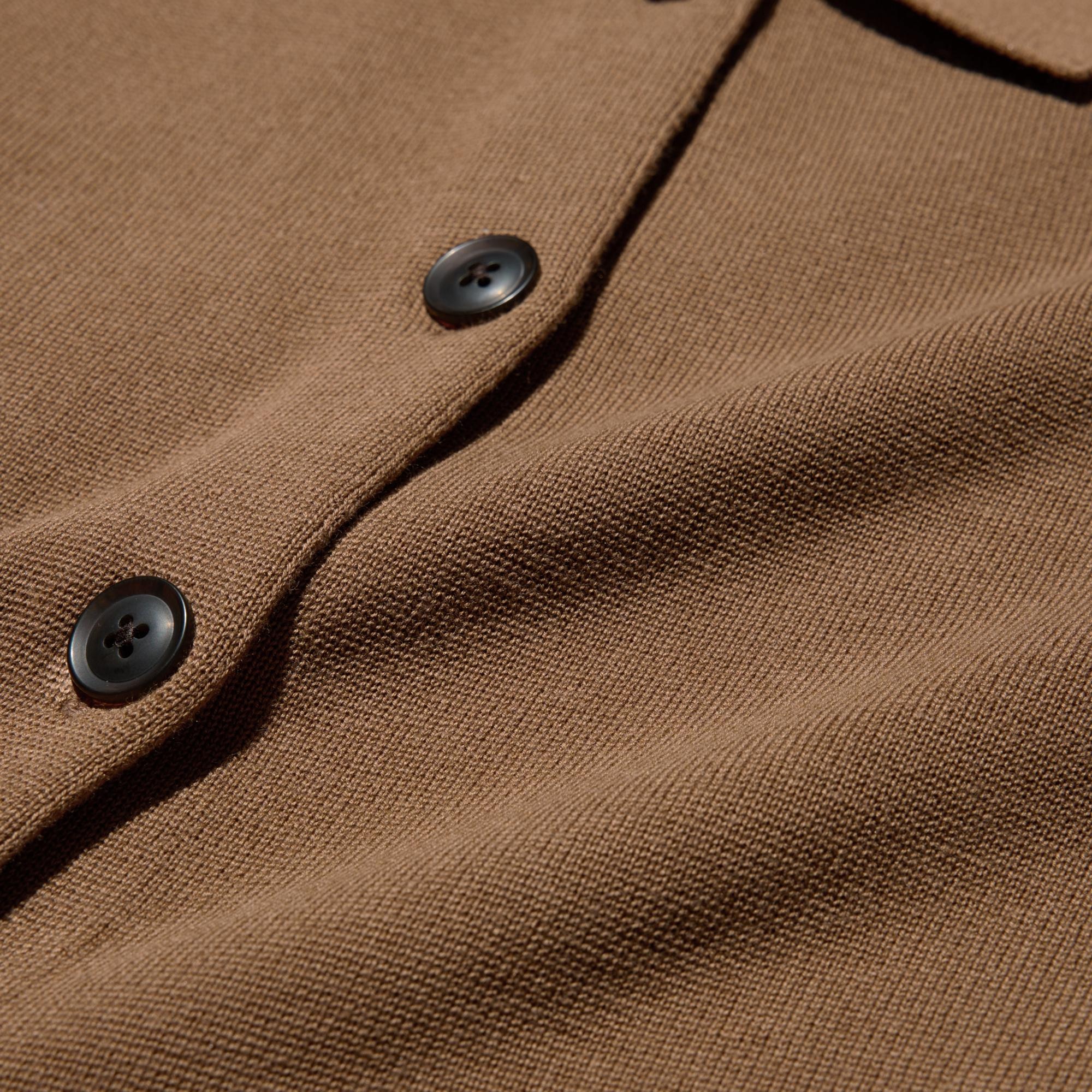 Nicely crisp, contouring knitted fabric.