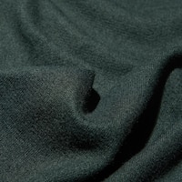 https://image.uniqlo.com/UQ/ST3/us/imagesgoods/479791/feature/usgoods_479791_feature1.jpg