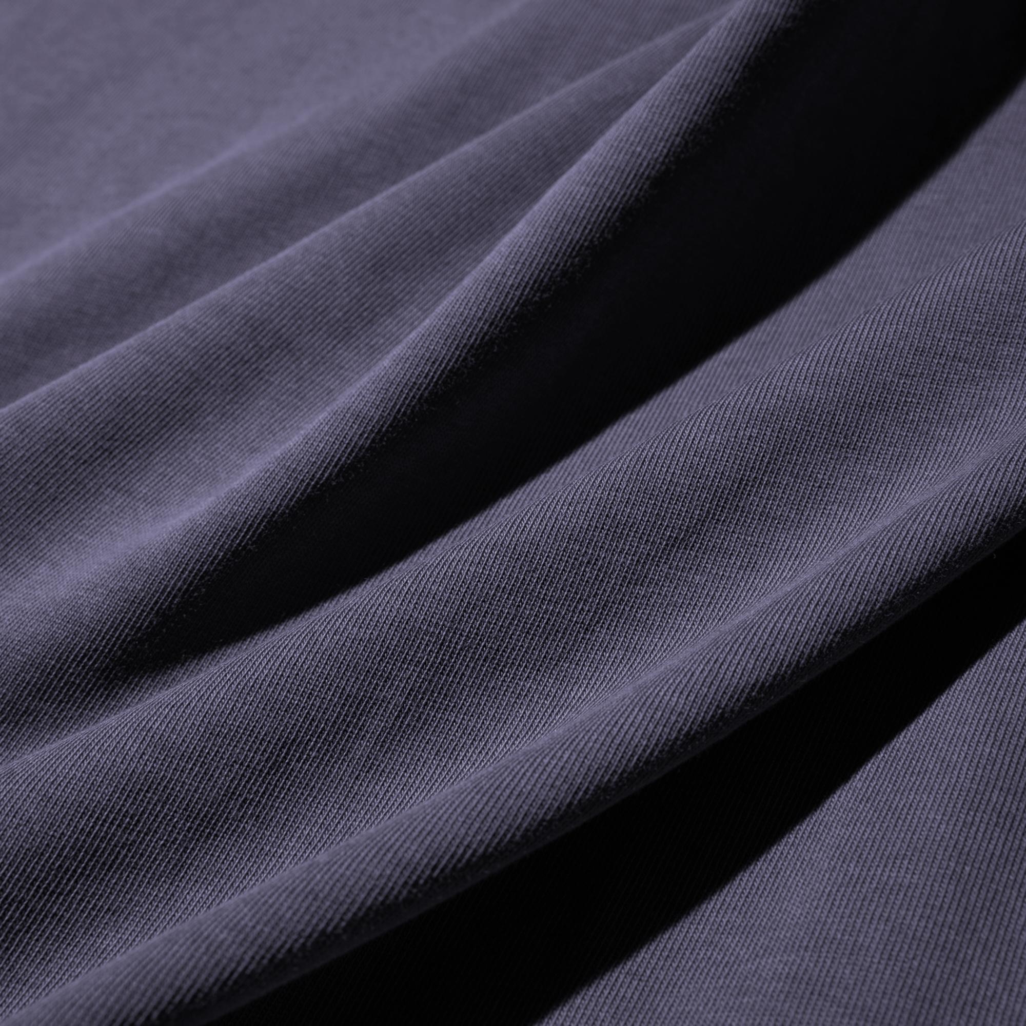 Thick 100% cotton. With pockets.