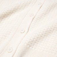 https://image.uniqlo.com/UQ/ST3/us/imagesgoods/480025/feature/usgoods_480025_feature1.jpg