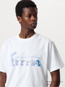 Doraemon meets the Louvre UT Graphic T-Shirt