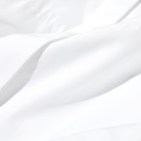 https://image.uniqlo.com/UQ/ST3/us/imagesgoods/480485/feature/usgoods_480485_feature1.jpg