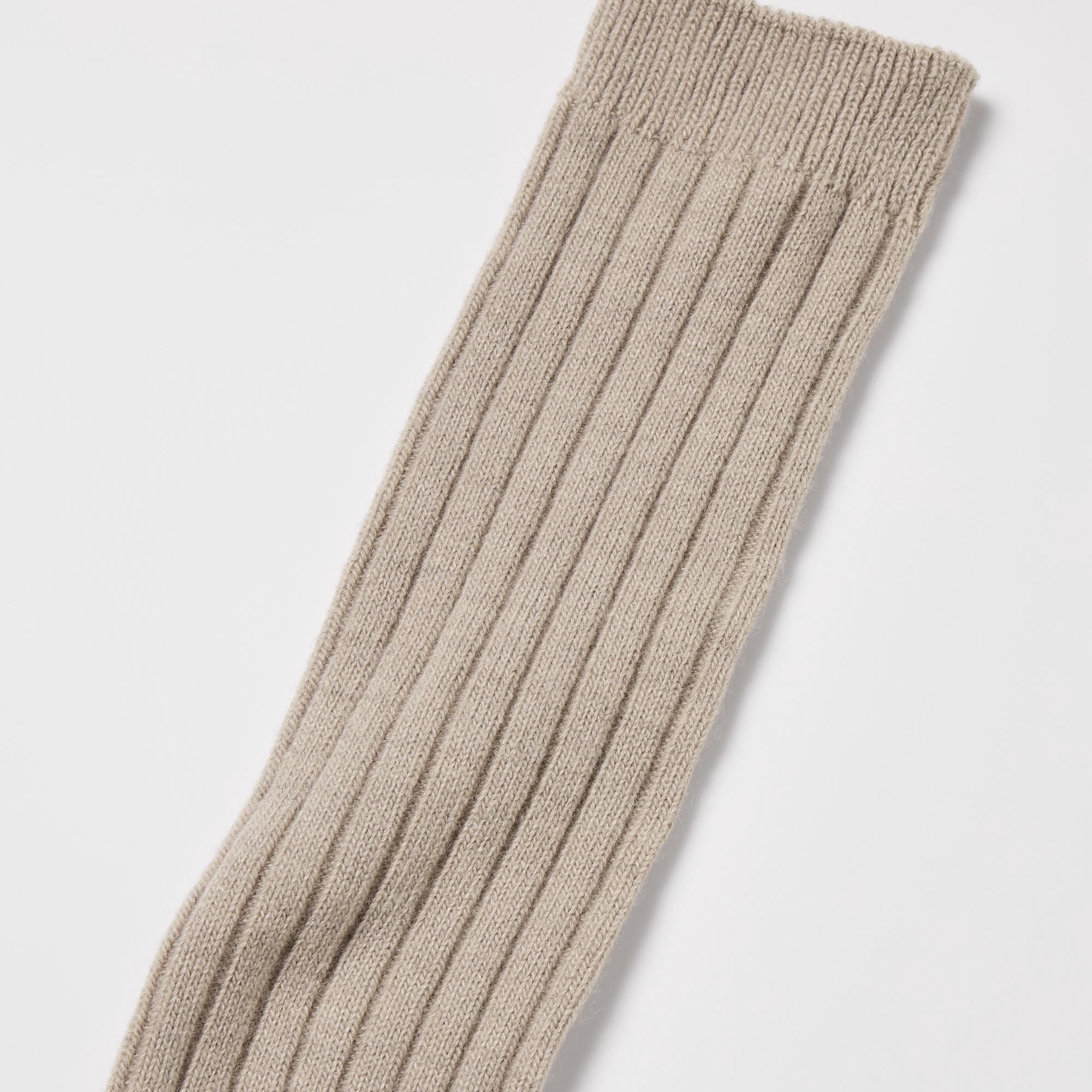 Just the right thickness for wearing with sneakers or boots.