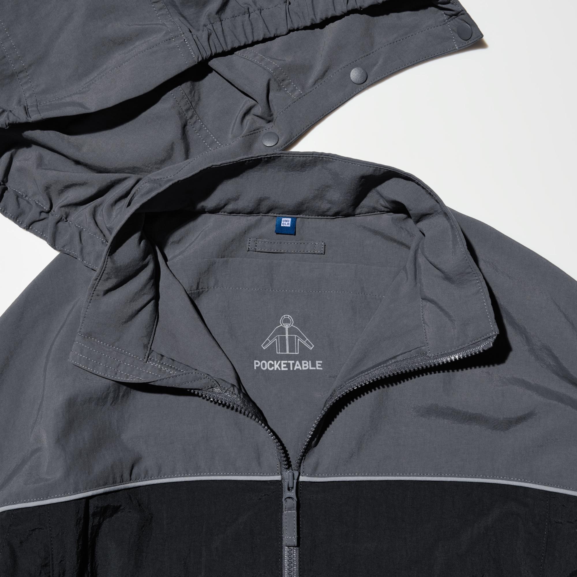 Two-way design with a removable hood.