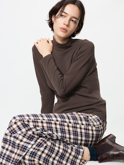 HEATTECH Ultra Warm High Neck T-Shirt